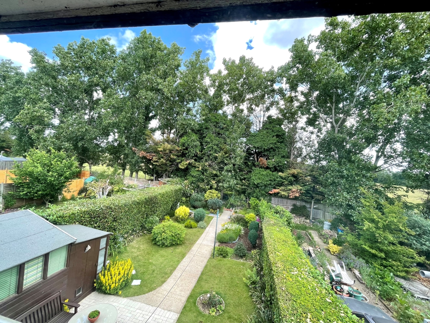 Northfield Road, Laleham, StainesuponThames, Surrey, TW18 Nevin And